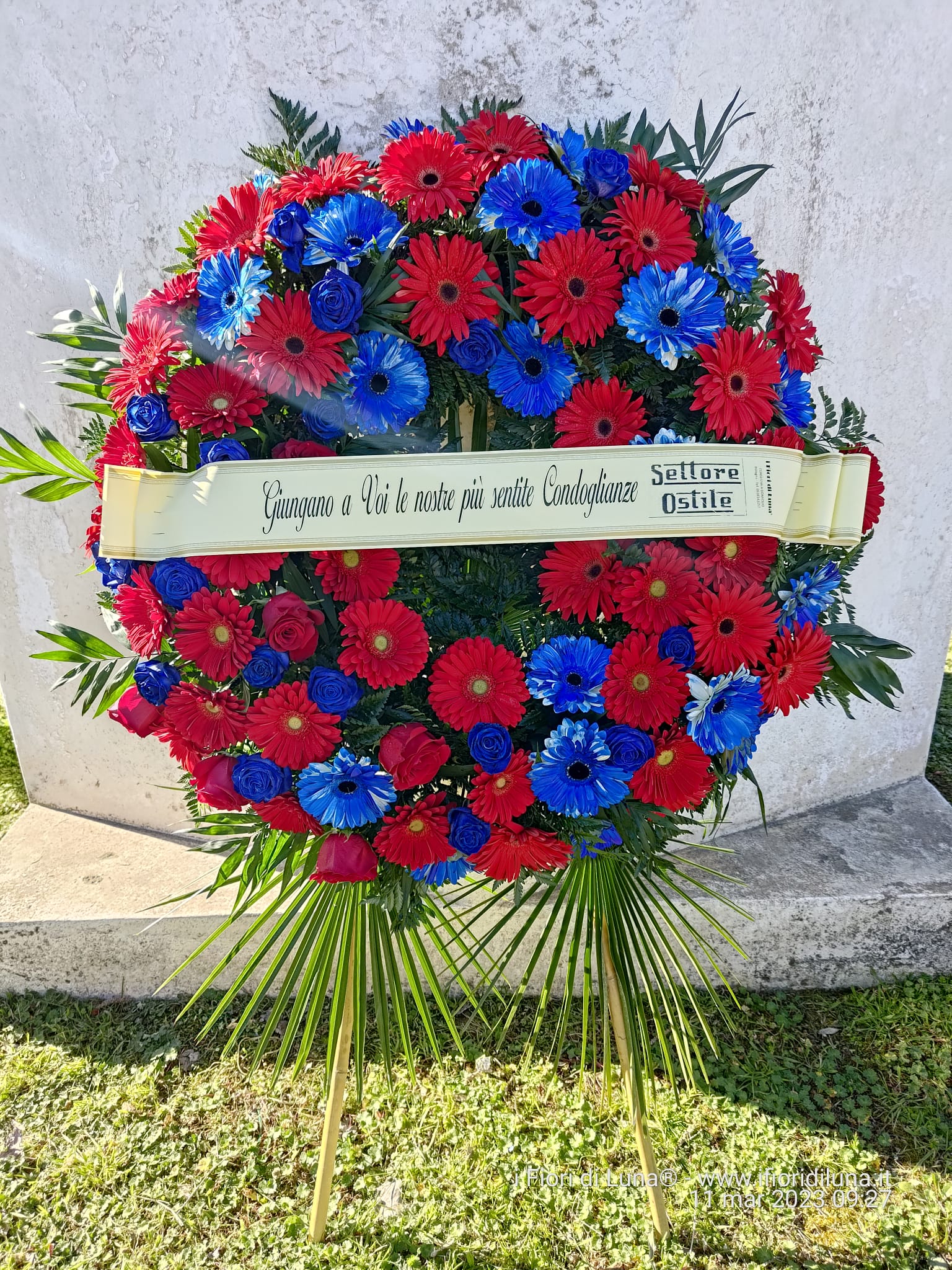 Corona di fiori funebre RossoBlu